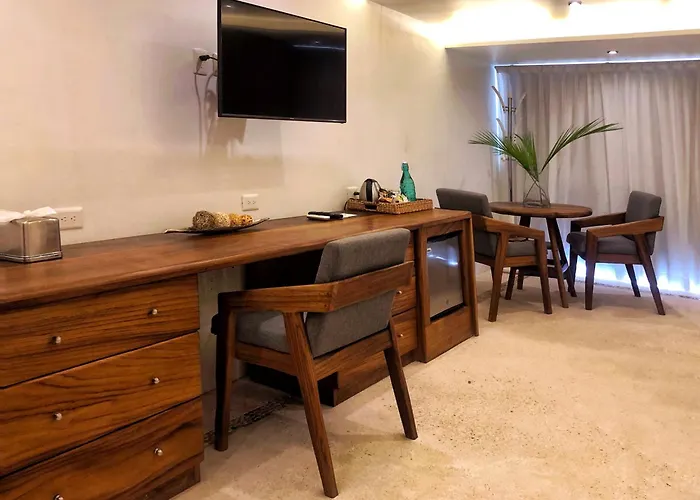 El Paraiso 4*