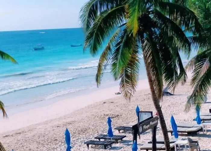 El Paraiso Hotel 4*